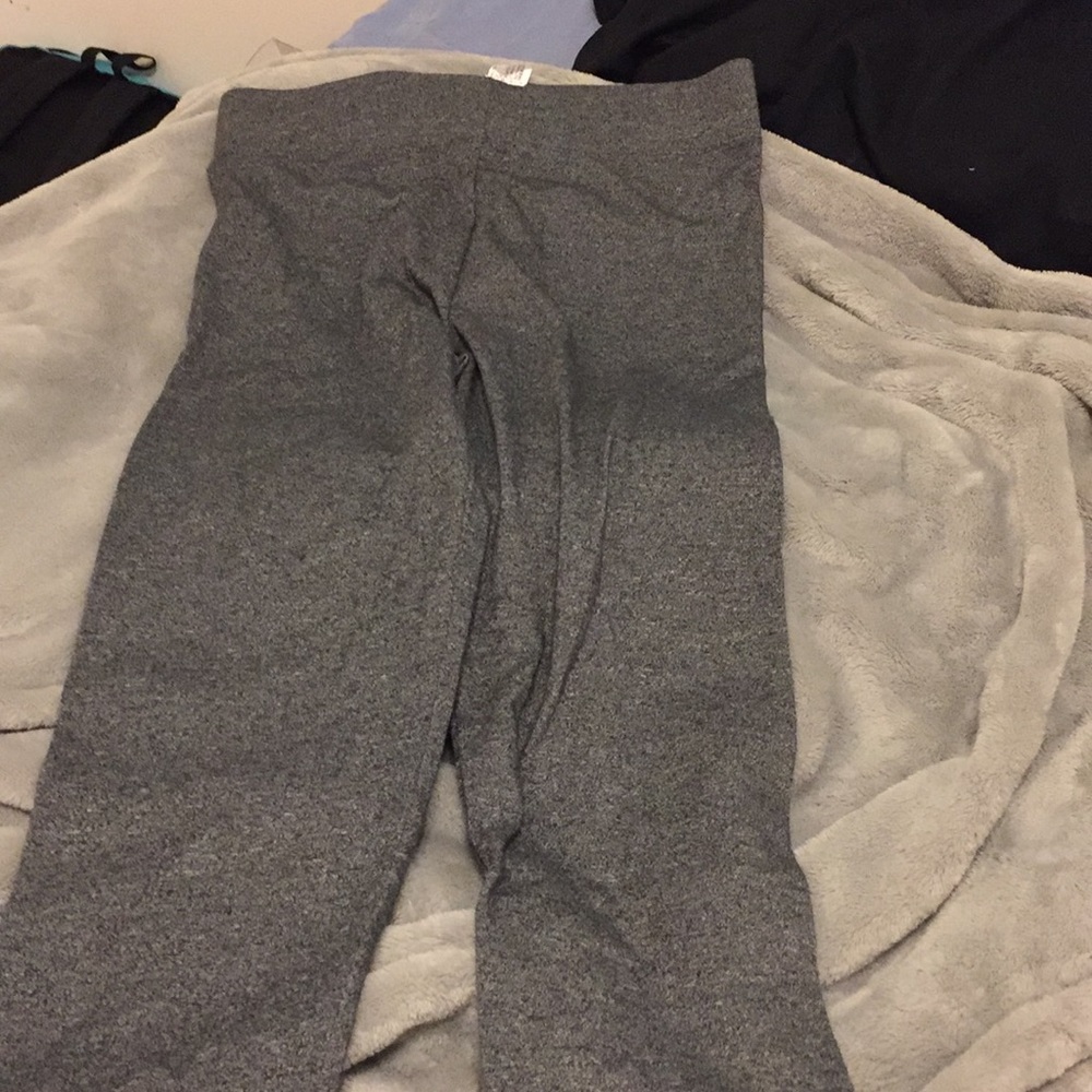 Grey leggings